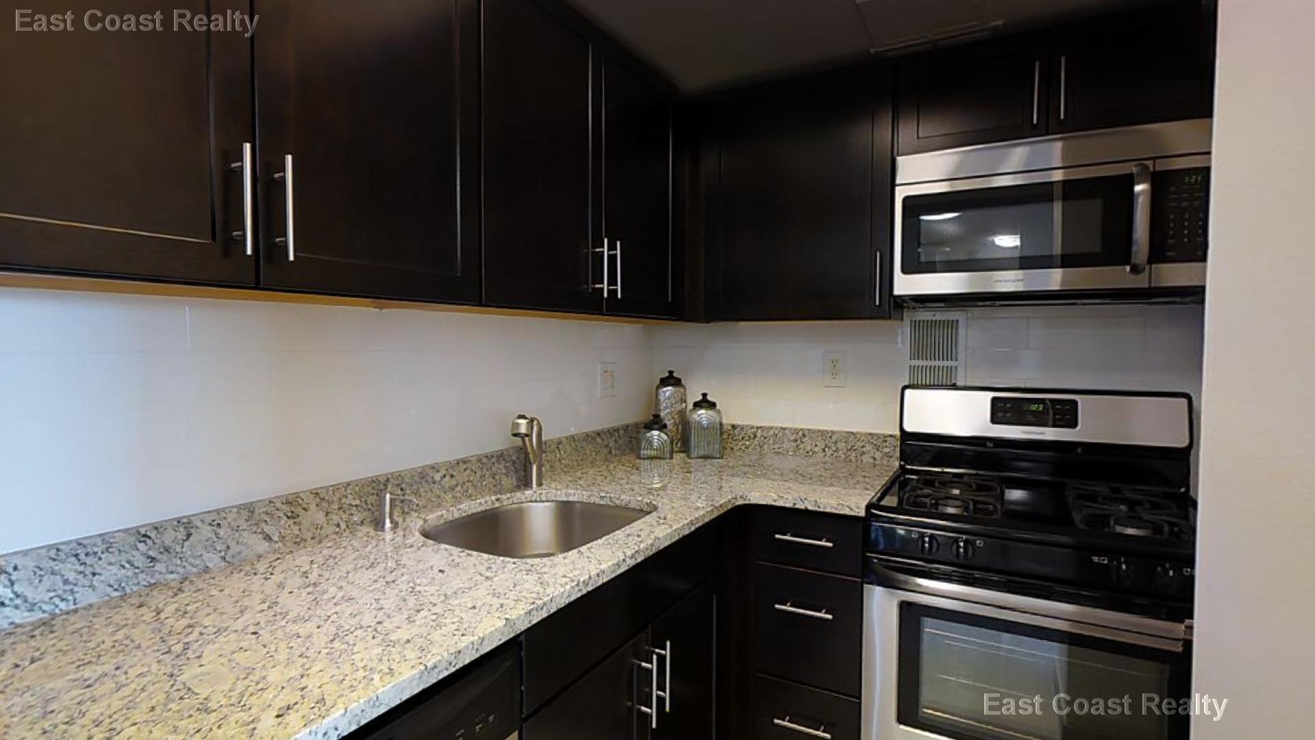 185 Freeman St, North Brookline