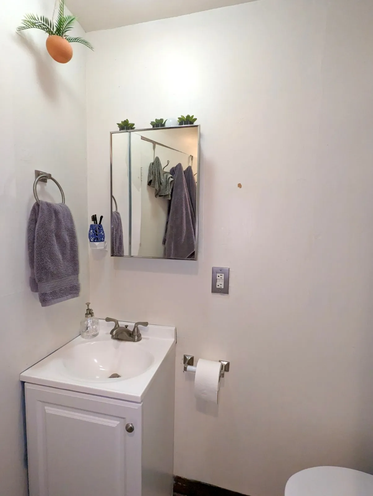 8 Evergreen Sq, Spring Hill