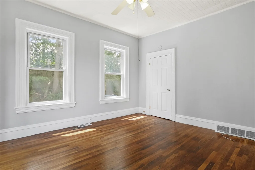 132 Bartlett, Lowell