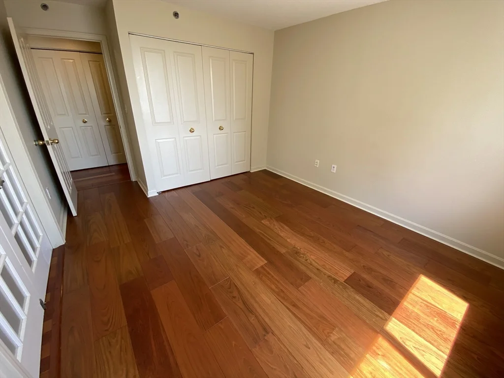 10 Museum Way, East Cambridge