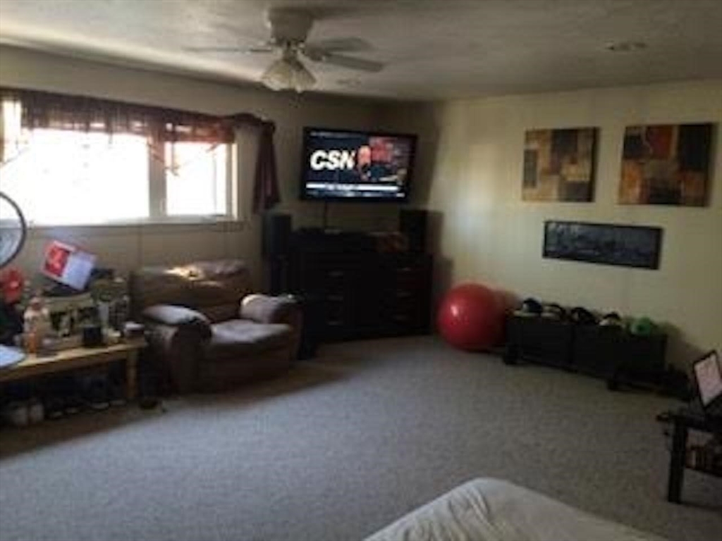 11 Dell Ave, Medford