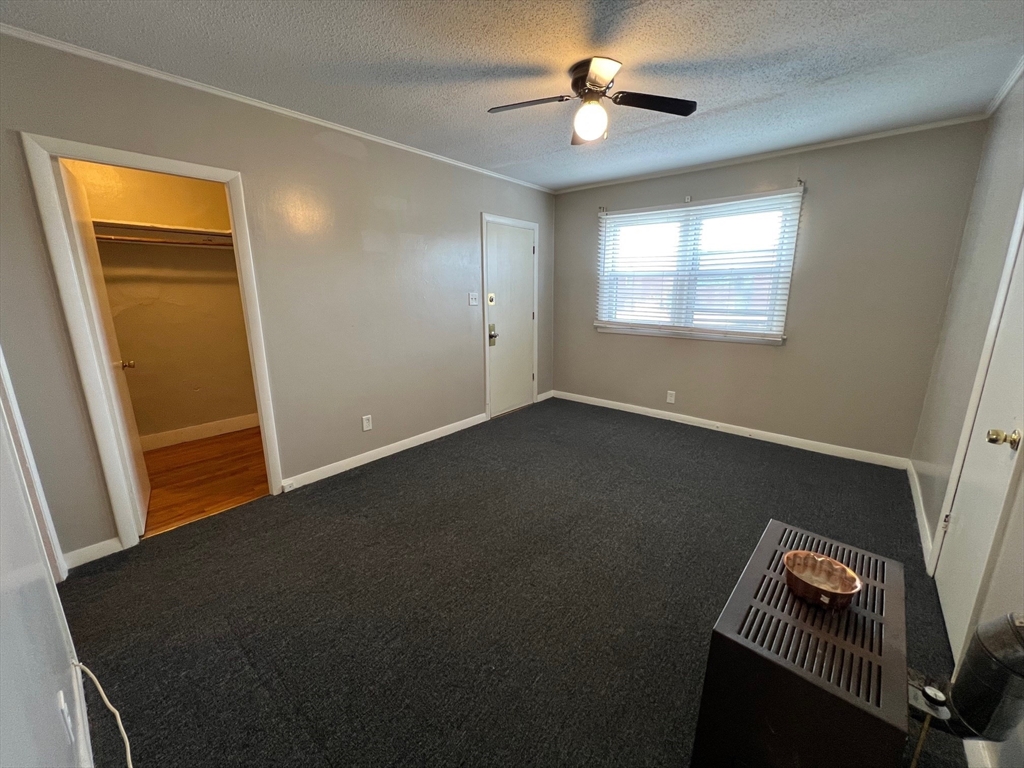 64 Hunter St, Fall River