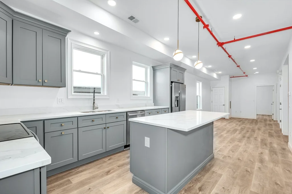 18 South St, Westborough