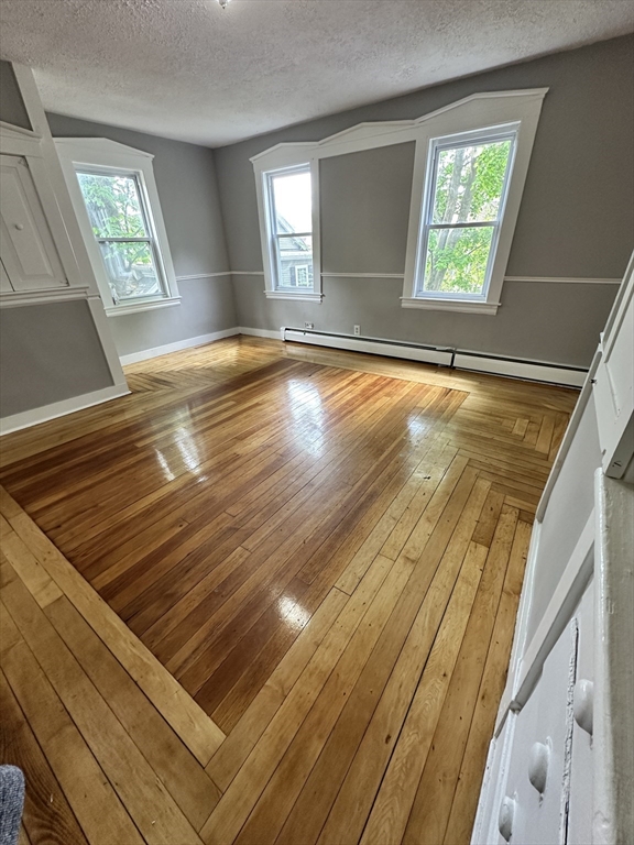 70 Prichard St, Fitchburg