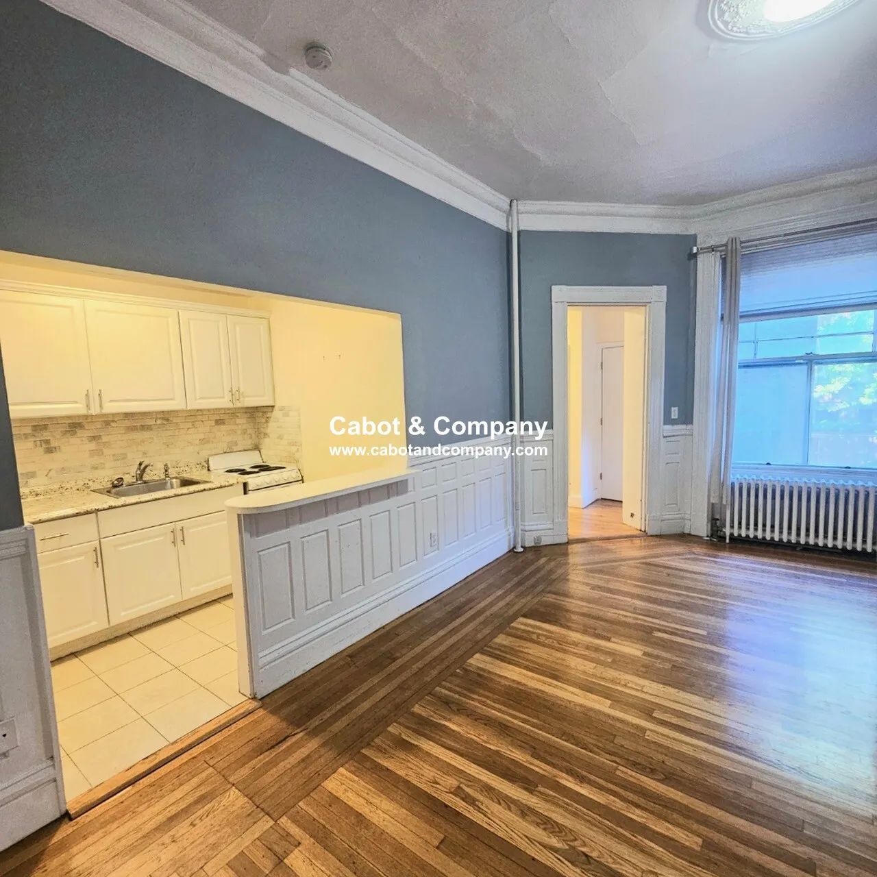 295 Newbury St, Back Bay