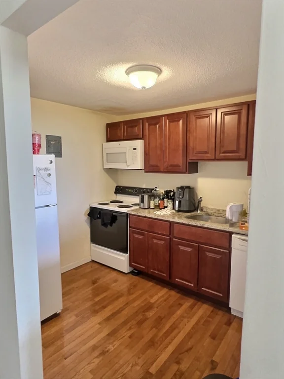 1039 Commonwealth Ave, Allston