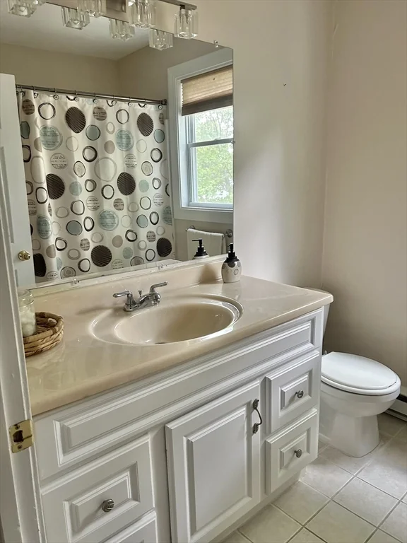 11 Carpenter Ave, Attleboro