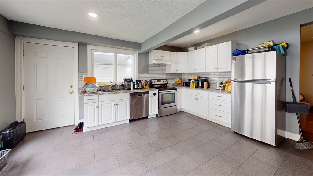 101 Bradford St, Everett