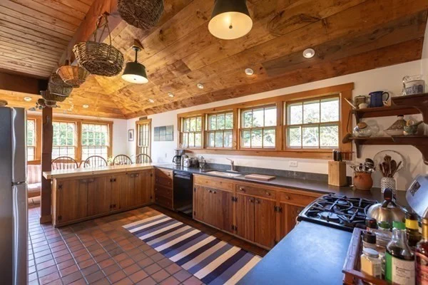 46 Tennessee Ave, Madaket