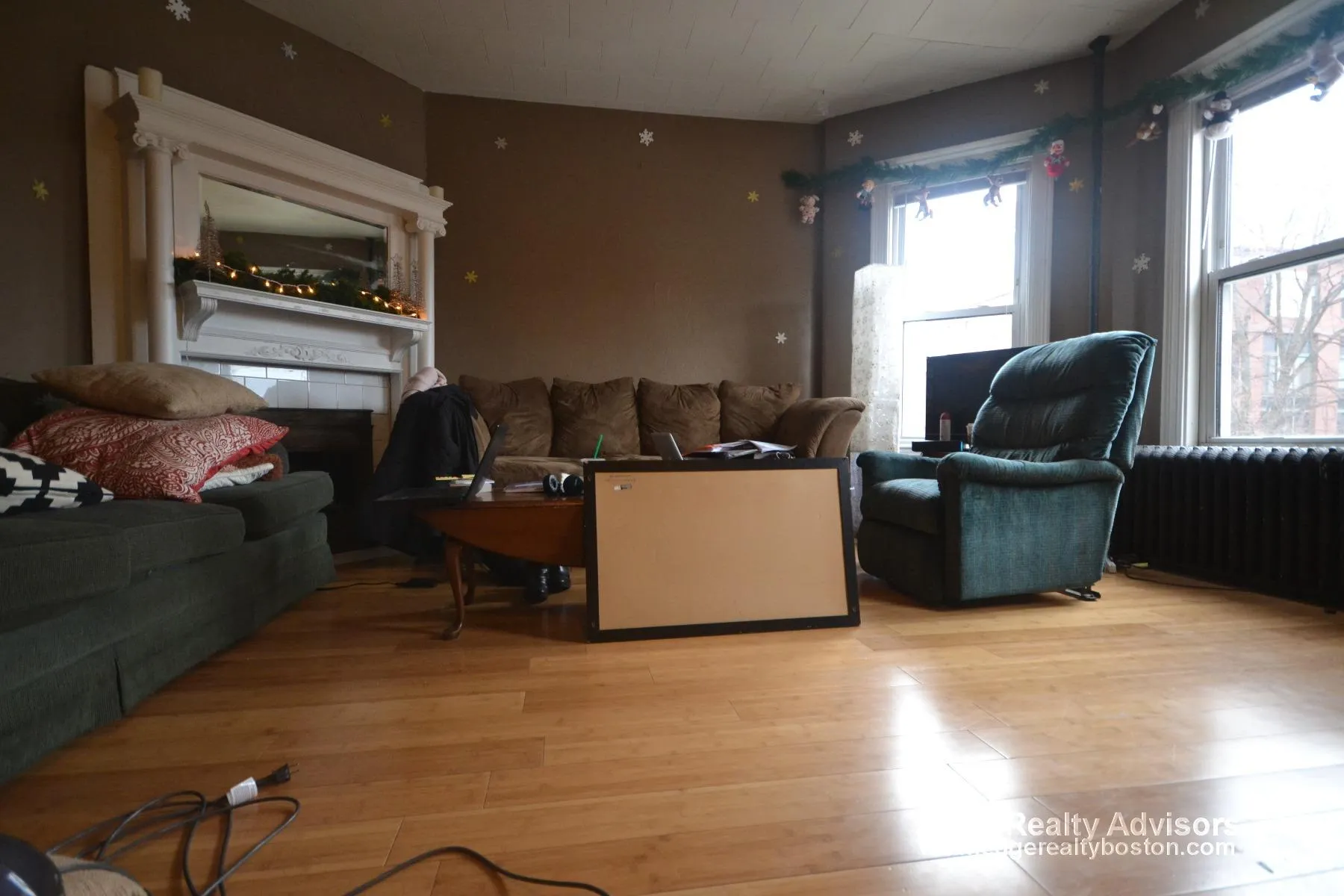 42 Brainerd Rd, Brighton