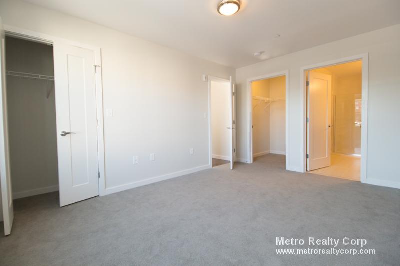 1 Whittemore Ave, North Cambridge