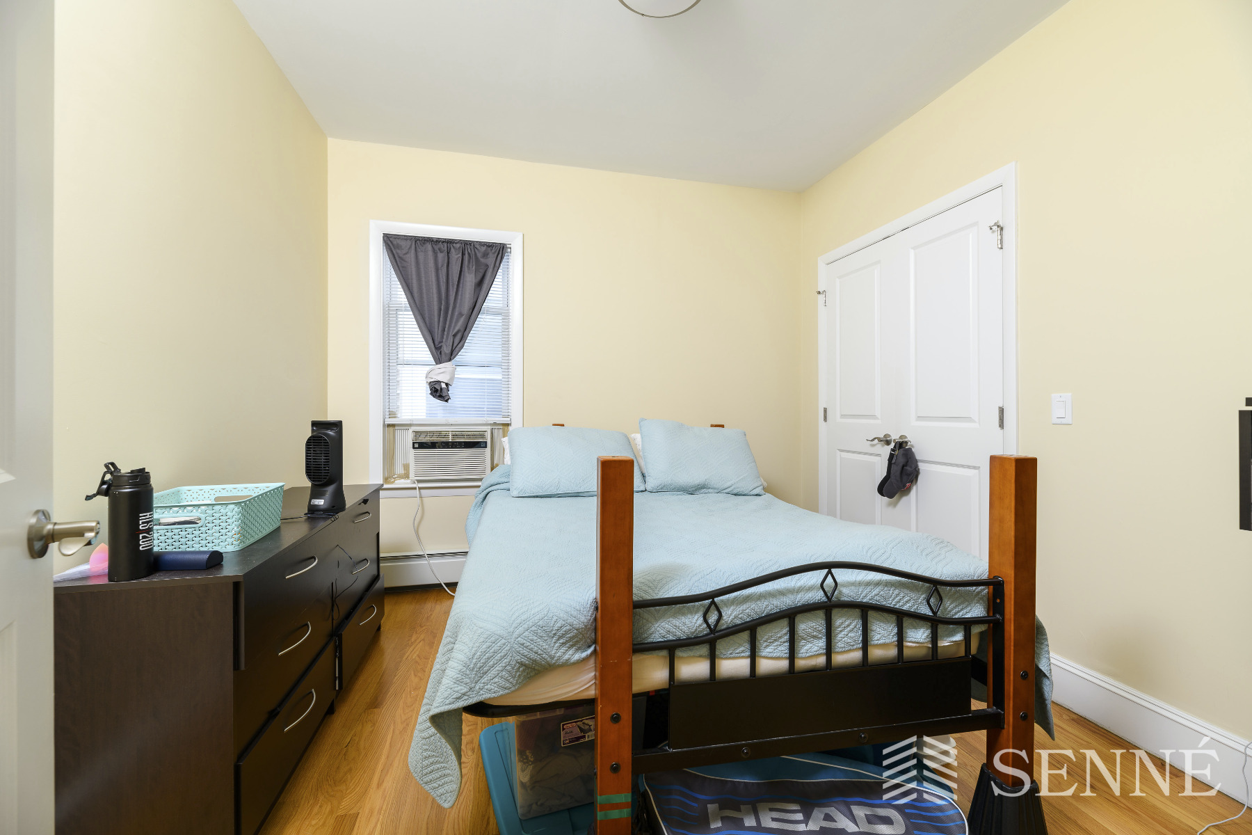 393 Washington St, Ward Two