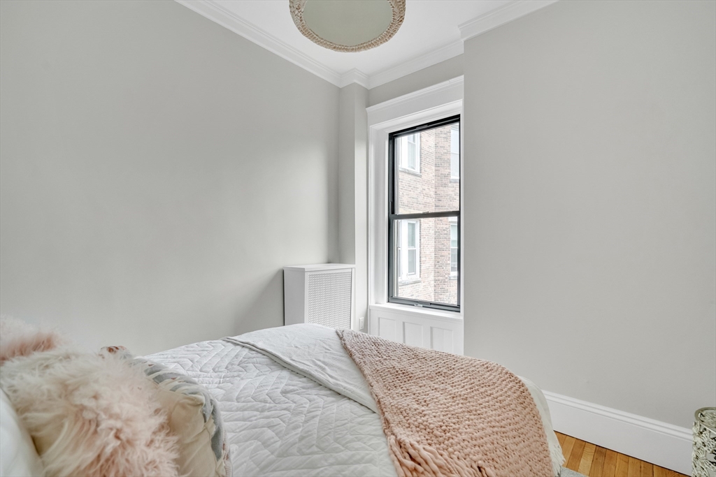 1485 Beacon St, Coolidge Corner