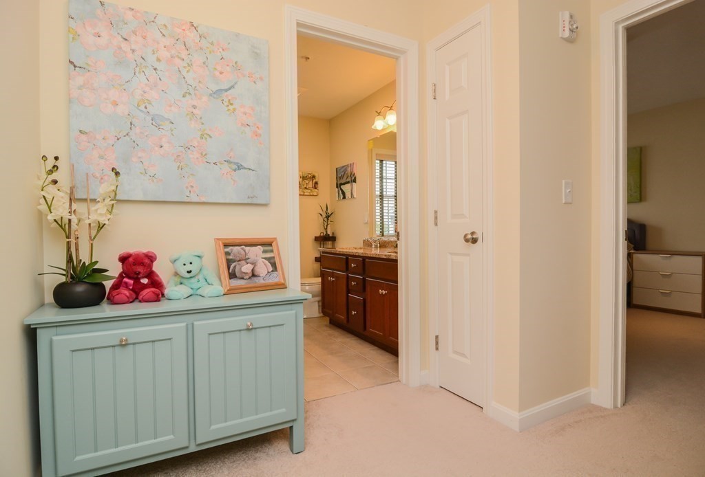 1975 Middlesex St, Lowell