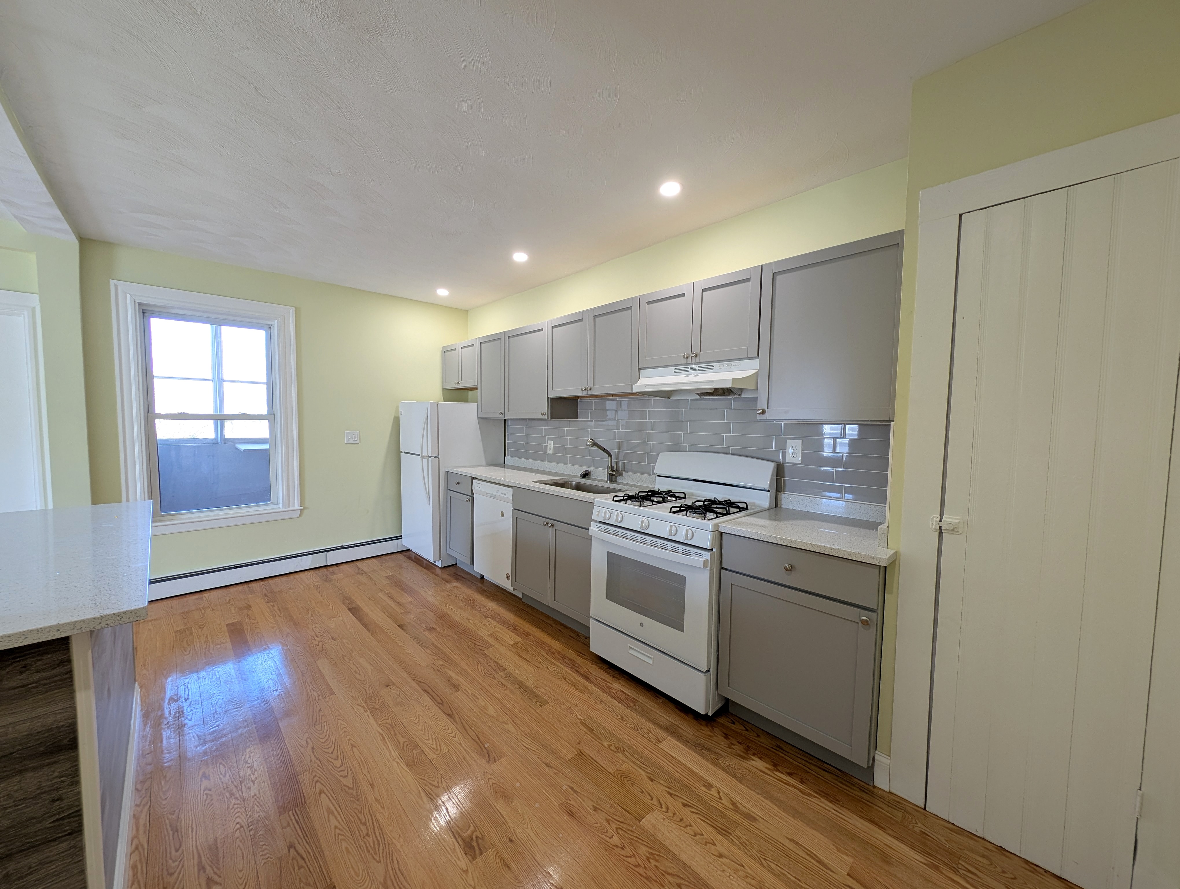 295 Windsor St, The Port