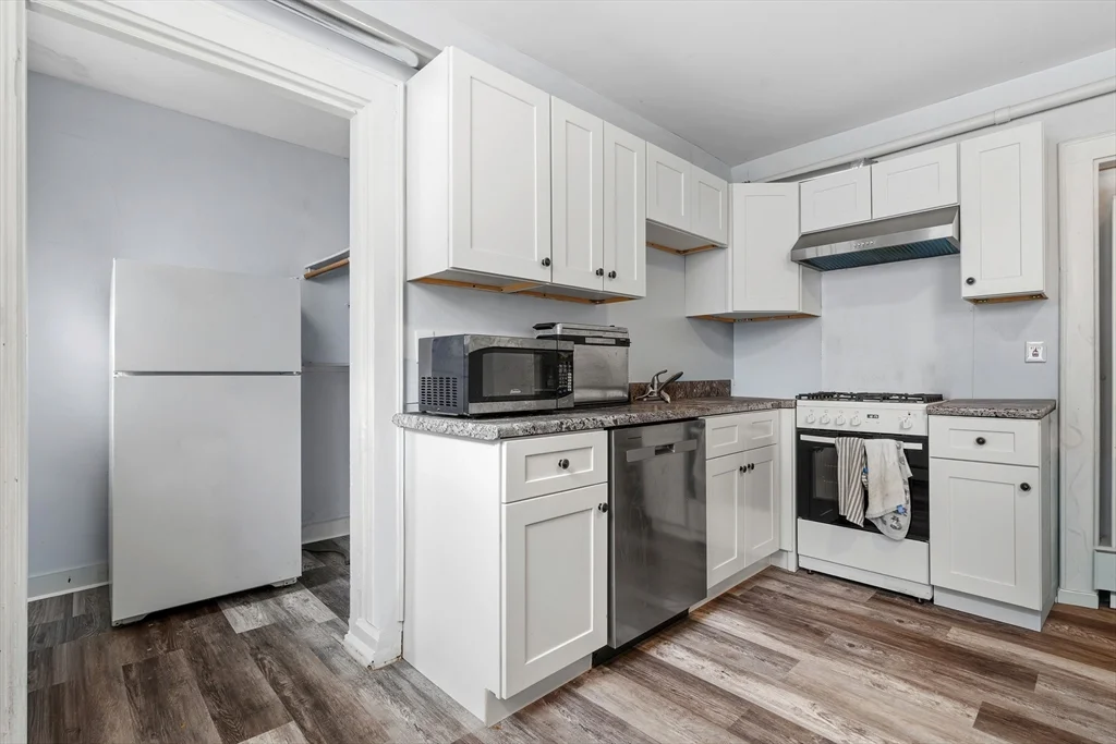 630 Centre St, Jamaica Plain