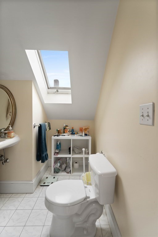 131 Putnam Ave, Cambridgeport