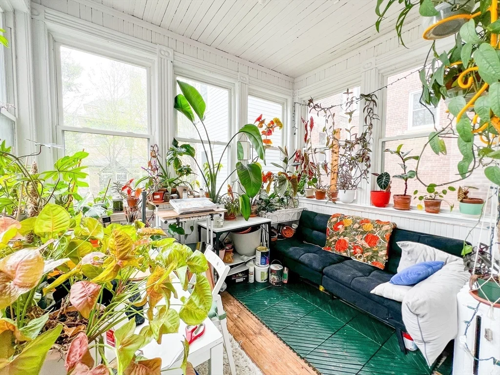 144 Coolidge St, Coolidge Corner