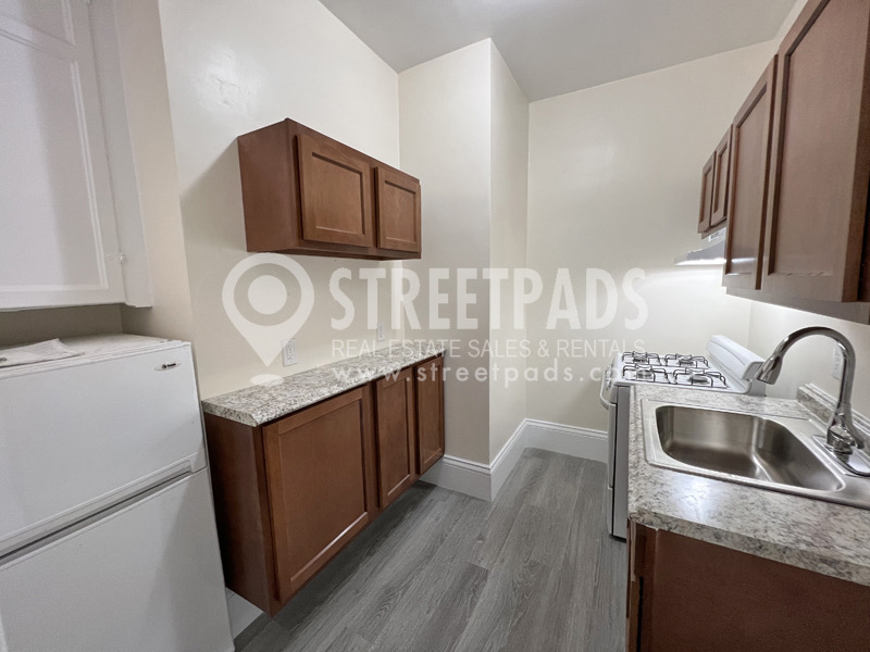 2 Ware St, Mid-Cambridge