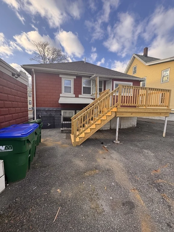 26 Rockwell Ave, Medford