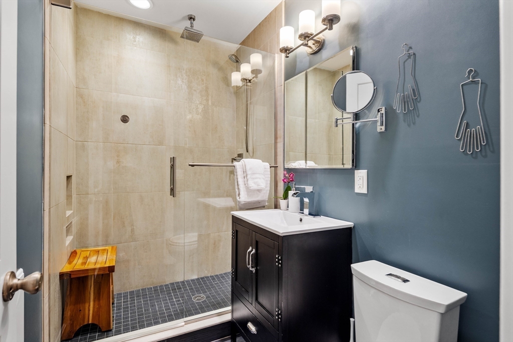 44 Antwerp St, East Milton