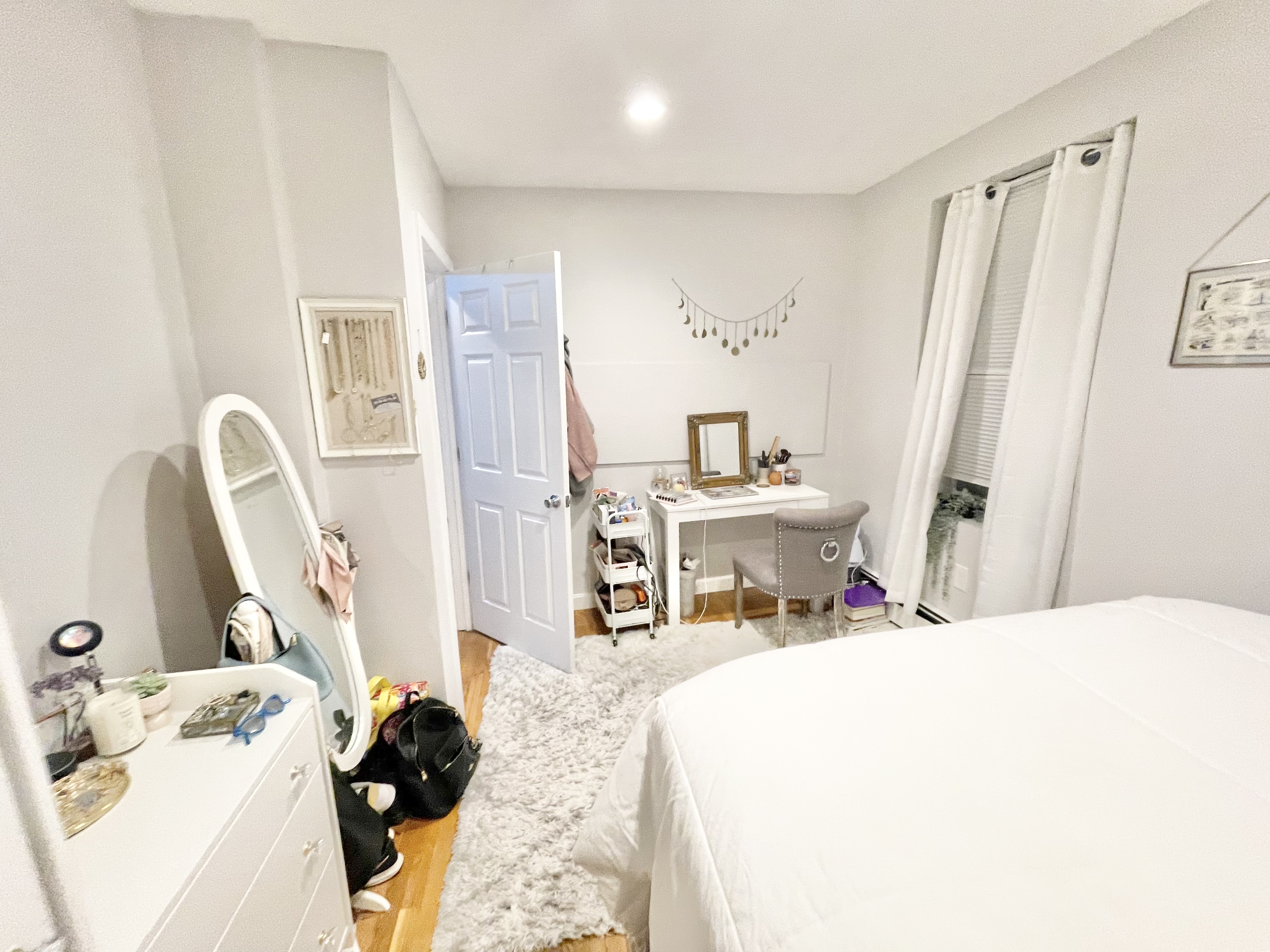 4 bed, 2 bath apartment for rent at 140 Prince St Unit 2, North End — photo 2 of 24