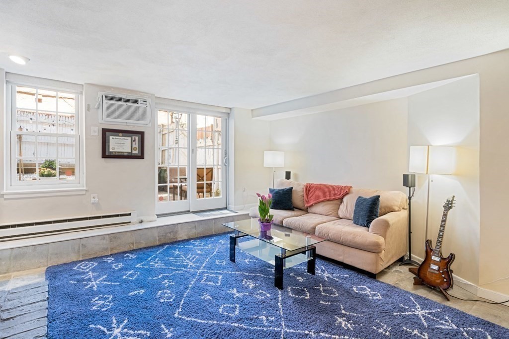 1 bed, 1 bath apartment for rent at 249 W Newton St Unit 2, South End — photo 4 of 14