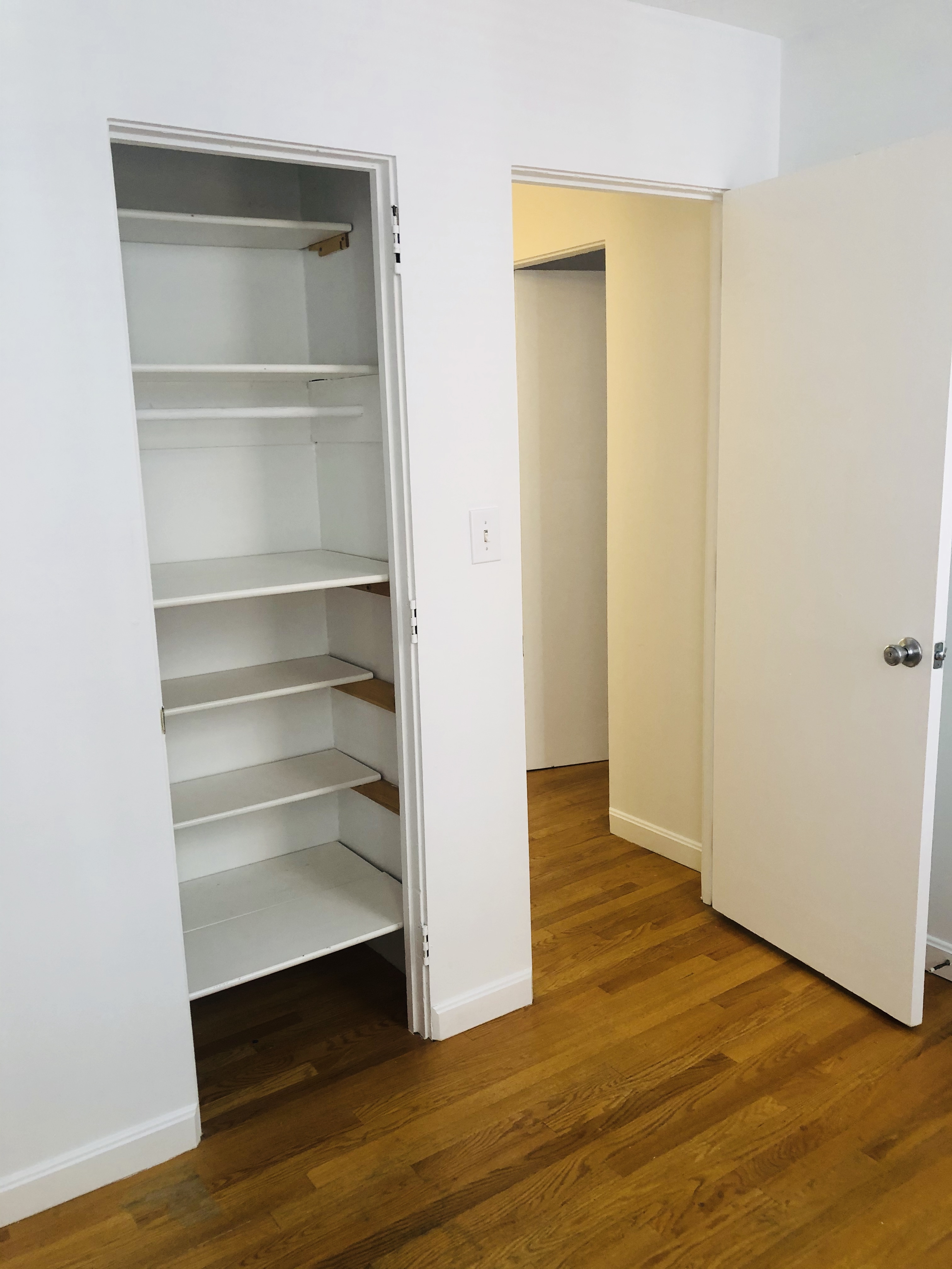2 bed, 1 bath apartment for rent at 17 Russell St Unit 6, Beacon Hill — photo 9 of 10