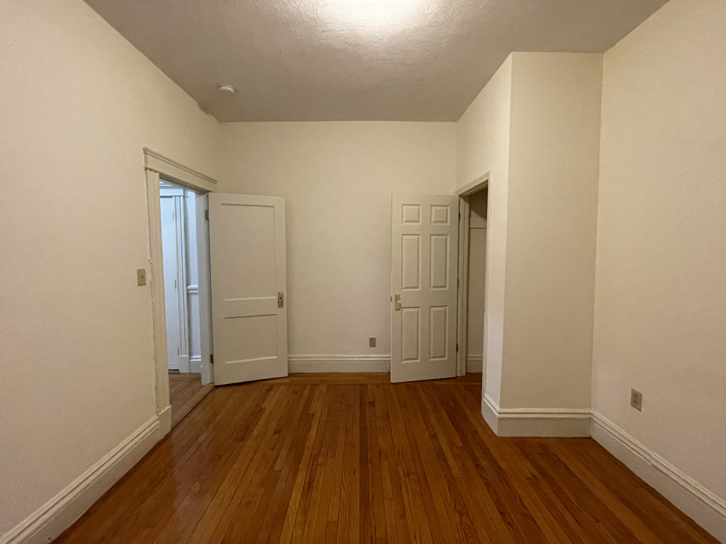 1 bed, 1 bath apartment for rent at 15 Queensberry St Unit 5F, Fenway — photo 2 of 7