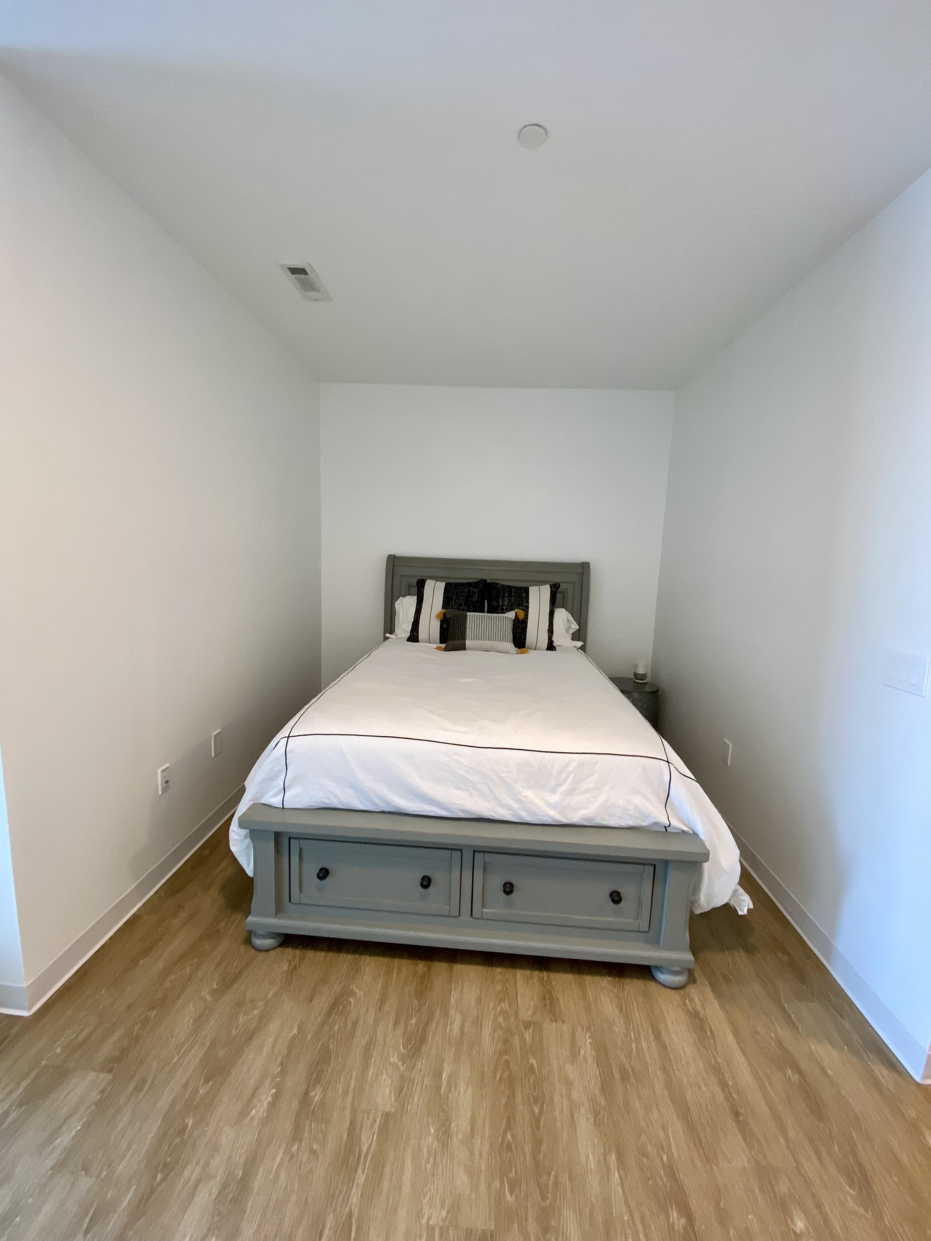 Studio bed, 1 bath apartment for rent at 530 Western Ave Unit 515, Brighton — photo 6 of 20