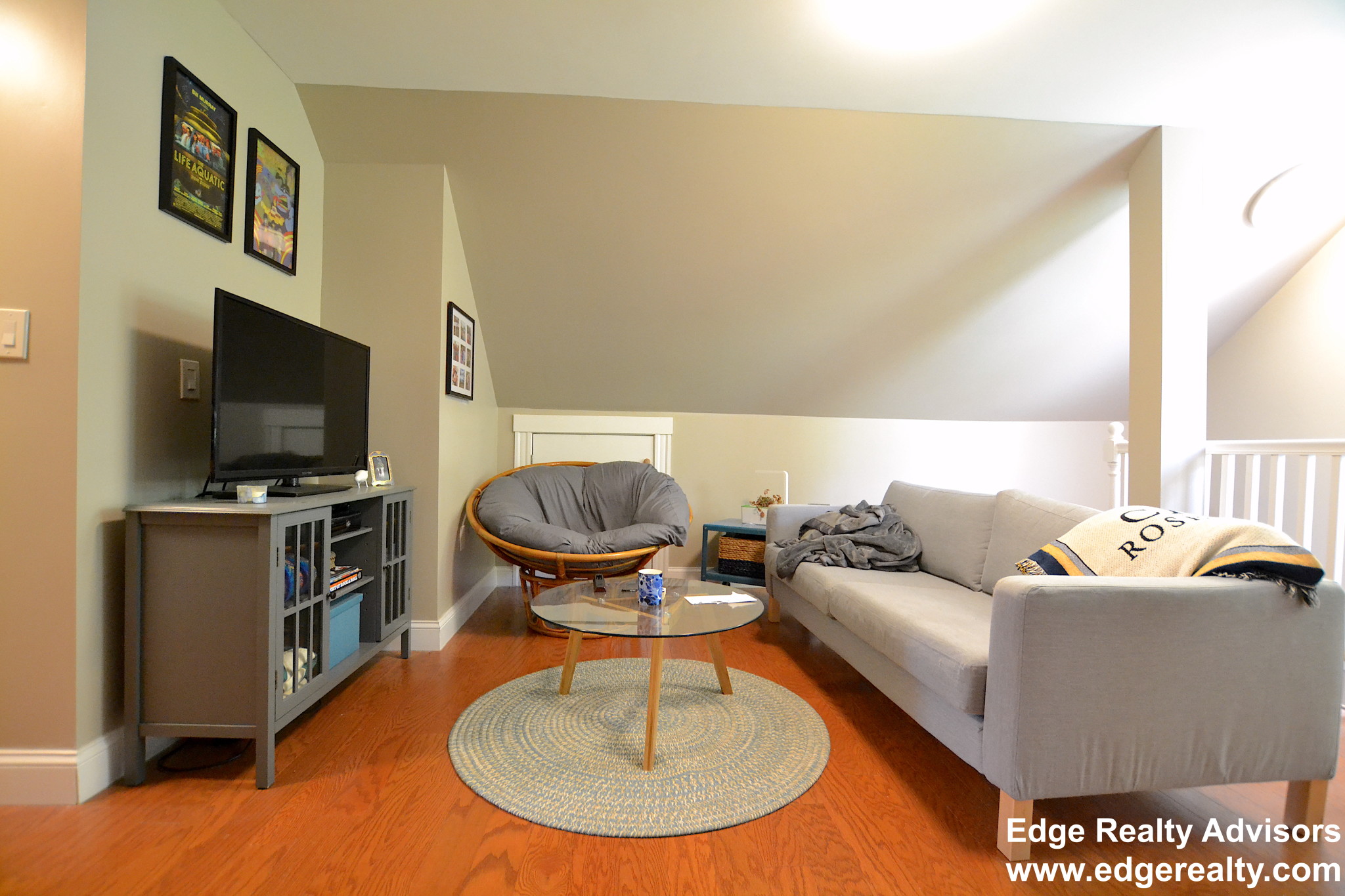 4 bed, 2 bath apartment for rent at 11 South Crescent Circuit Unit 2, Brighton — photo 1 of 15