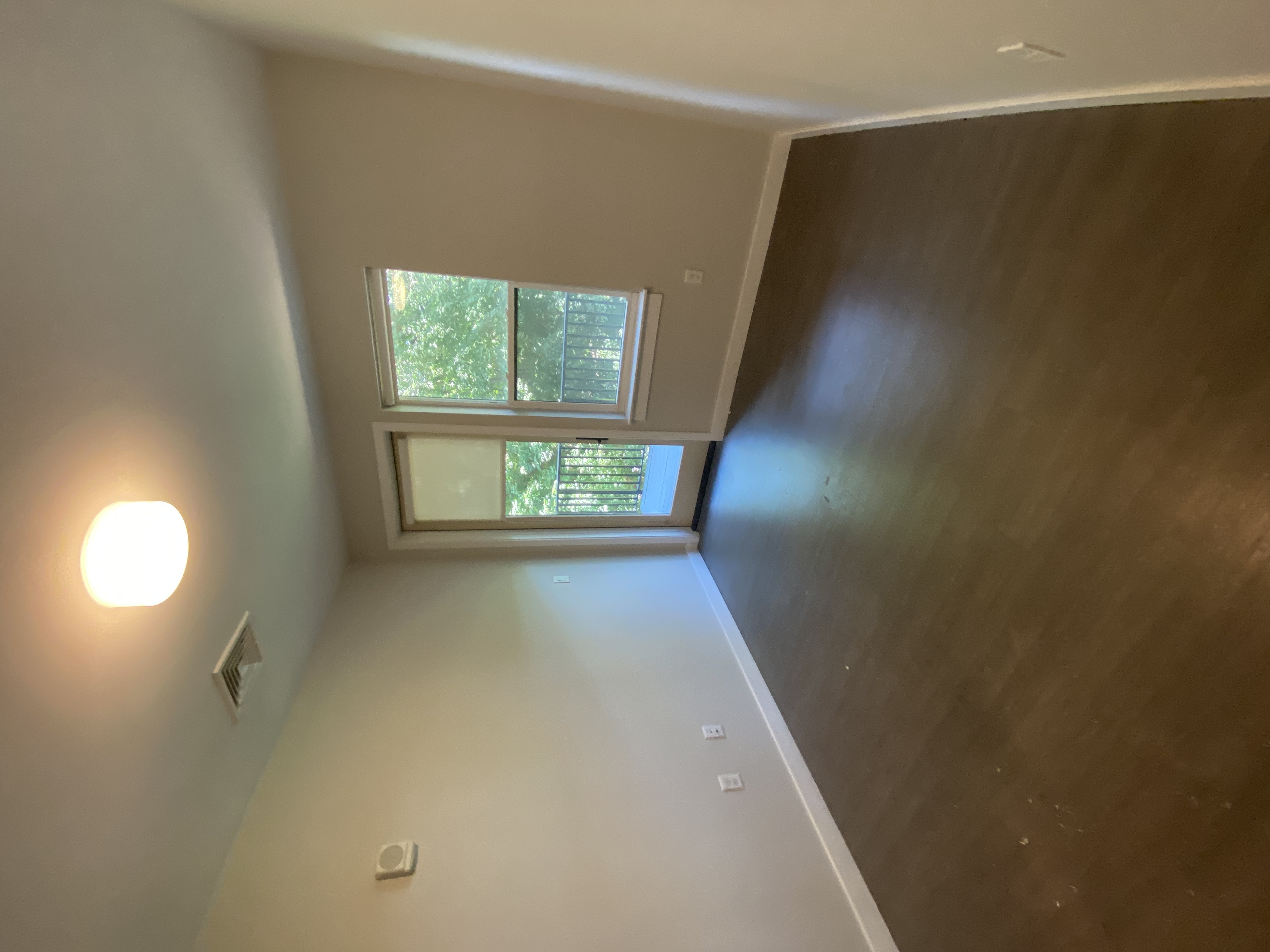 2 bed, 1 bath apartment for rent at 28 Bridge Unit 1, Quincy — photo 5 of 14