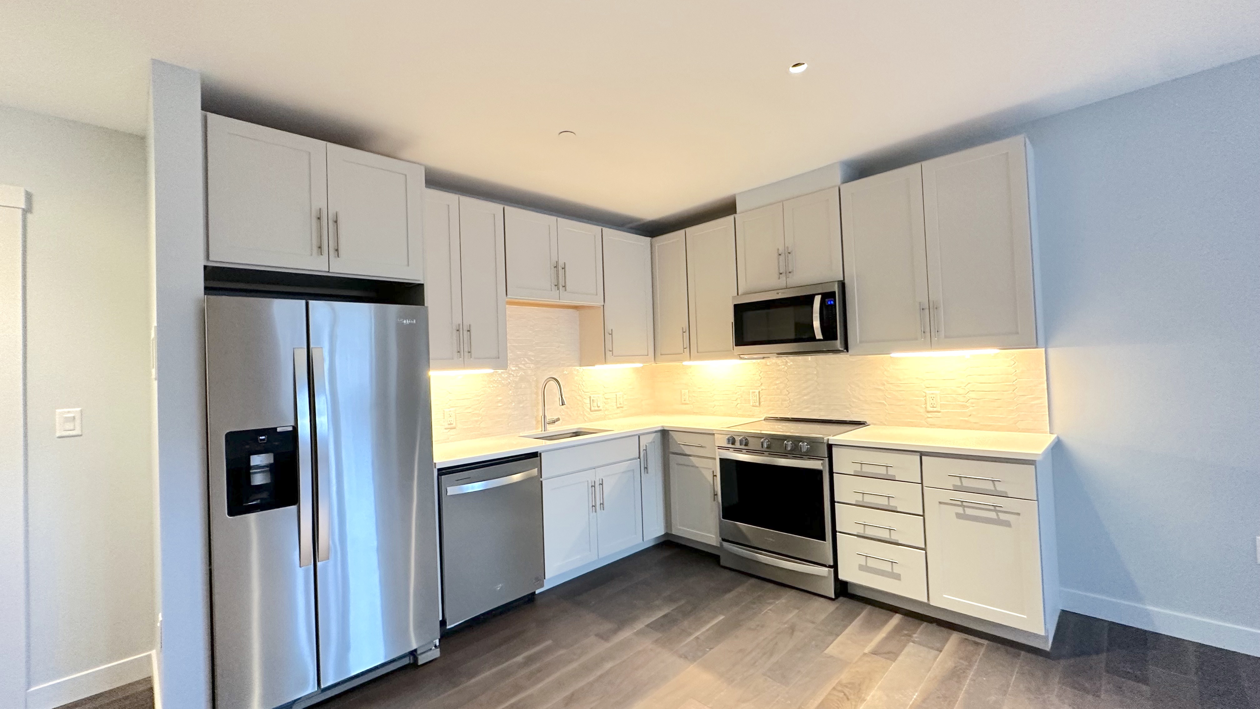 1 bed, 1 bath apartment for rent at 136 Babcock St Unit 23423, Coolidge Corner — photo 2 of 17
