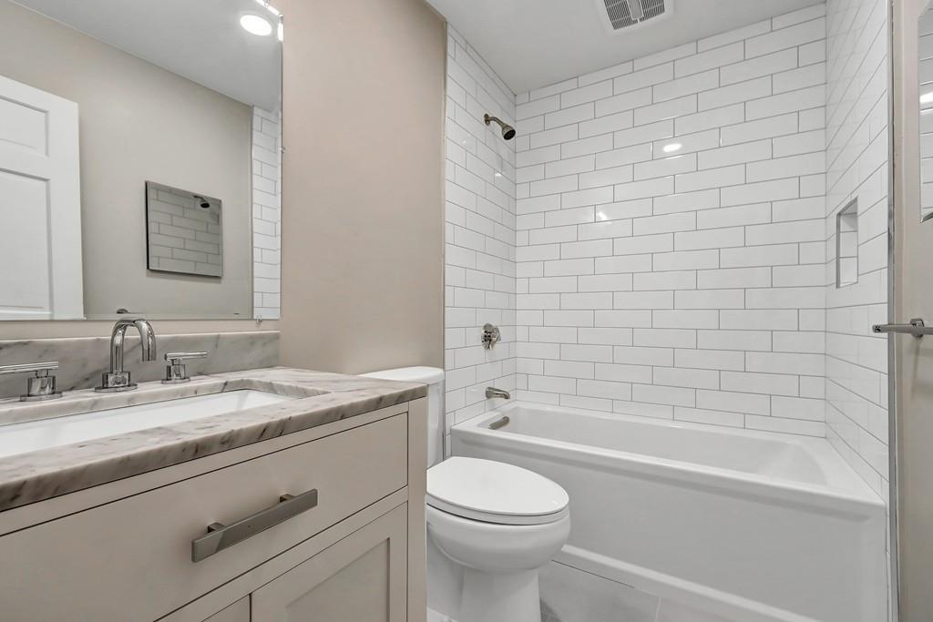 1 bed, 1 bath apartment for rent at 325 Columbus Unit 5, South End — photo 3 of 11