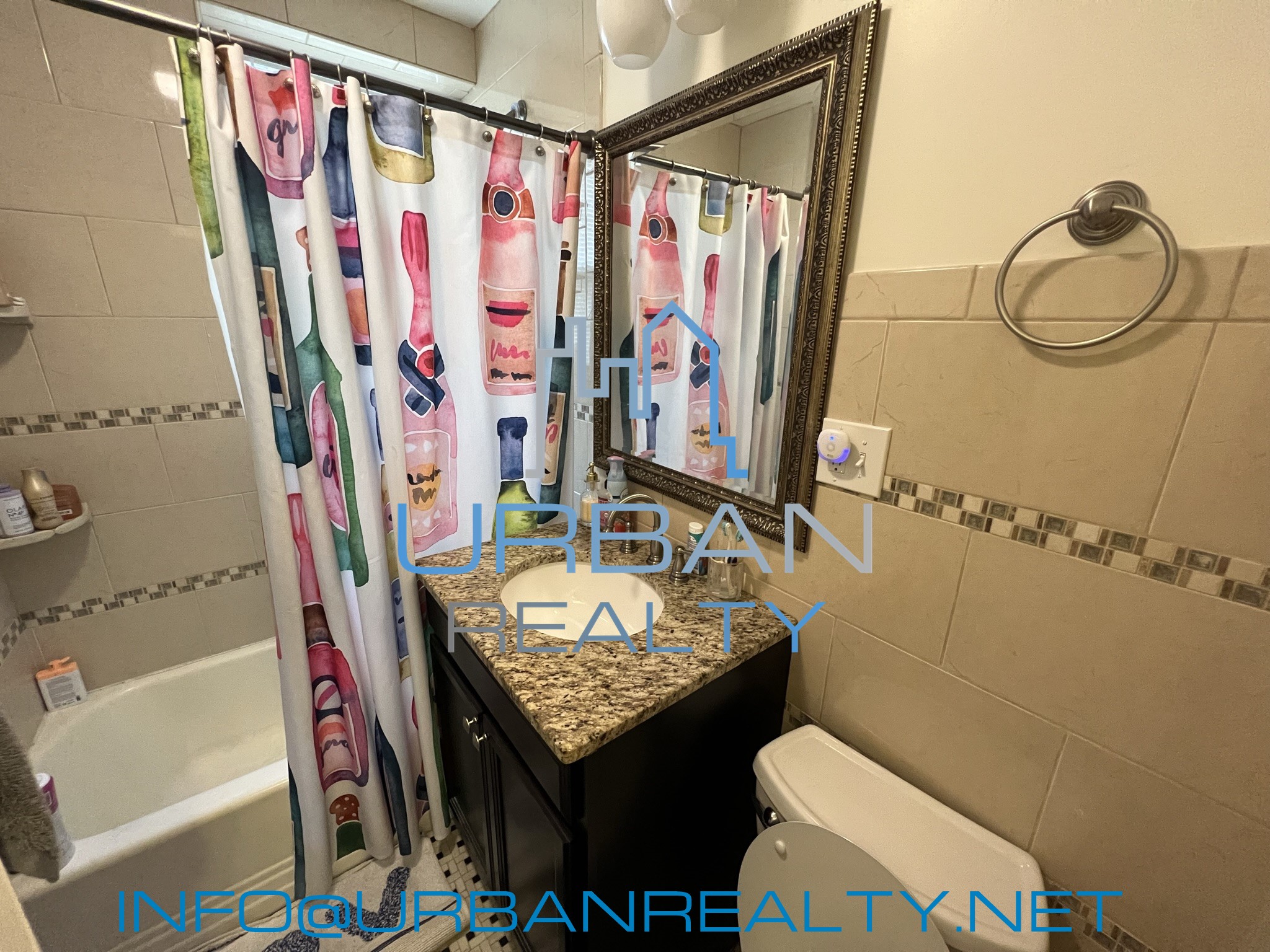 1 split bed, 1 bath apartment for rent at 39 Commonwealth Ave Unit 12, Newton — photo 8 of 14