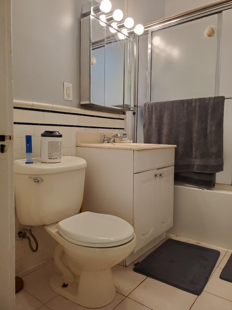 3 bed, 1 bath apartment for rent at 88 Davis Ave Unit 1, Brookline Village — photo 11 of 13
