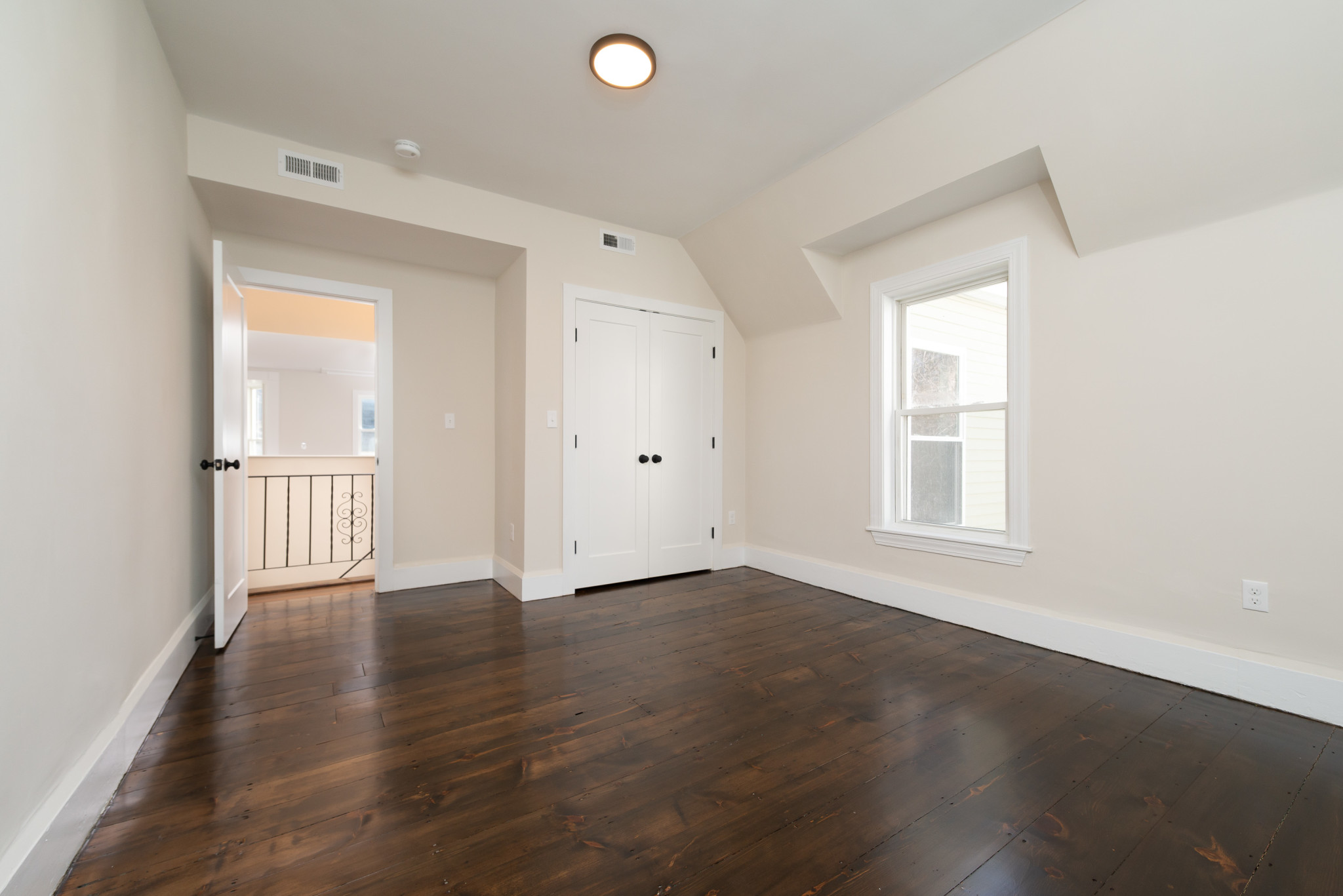 4 bed, 2 bath apartment for rent at 19 Playstead Rd Unit Ad, Dorchester — photo 9 of 16