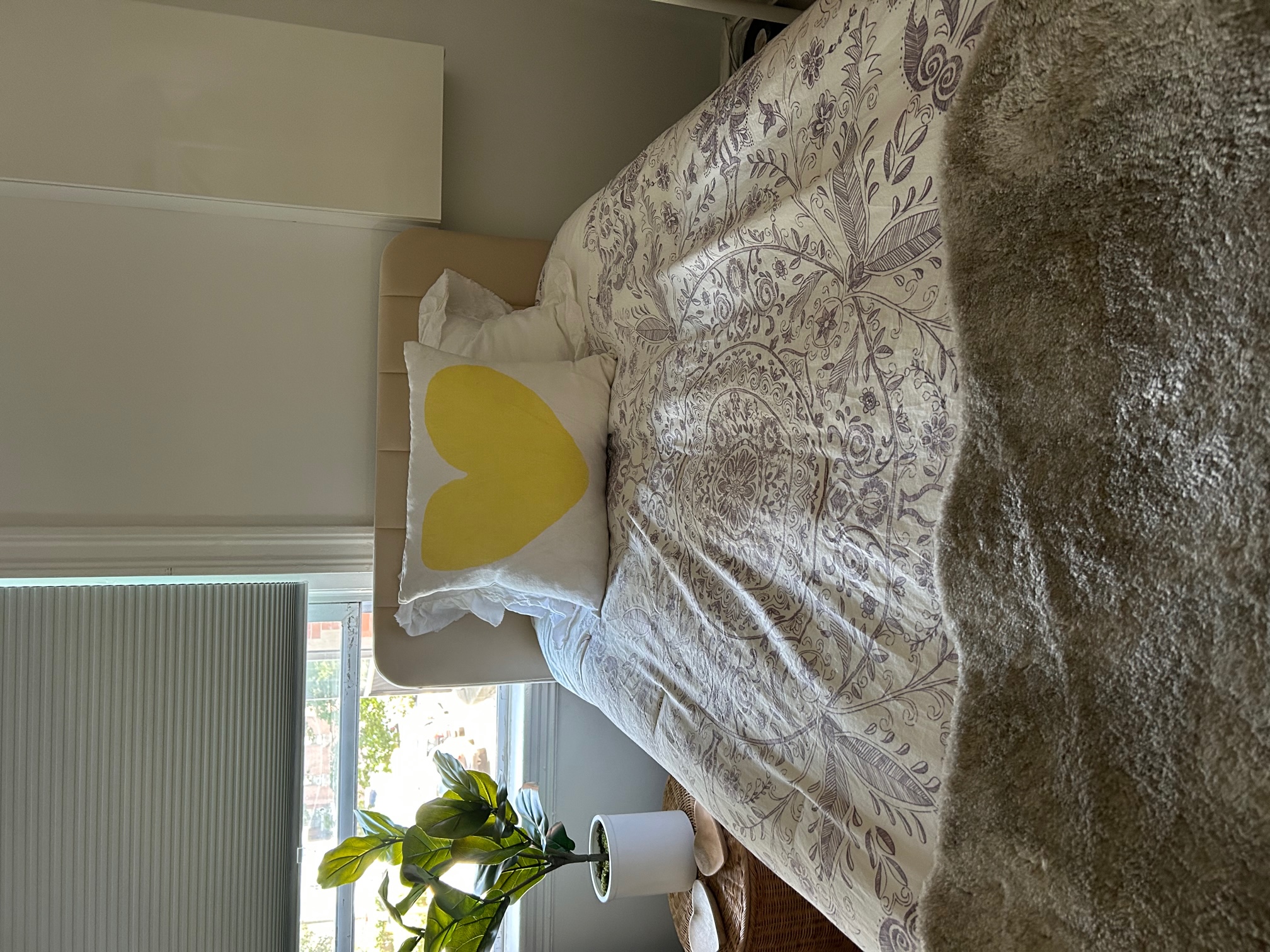1 bed, 1 bath apartment for rent at 5 Braemore Rd Unit 5, Brighton — photo 6 of 7