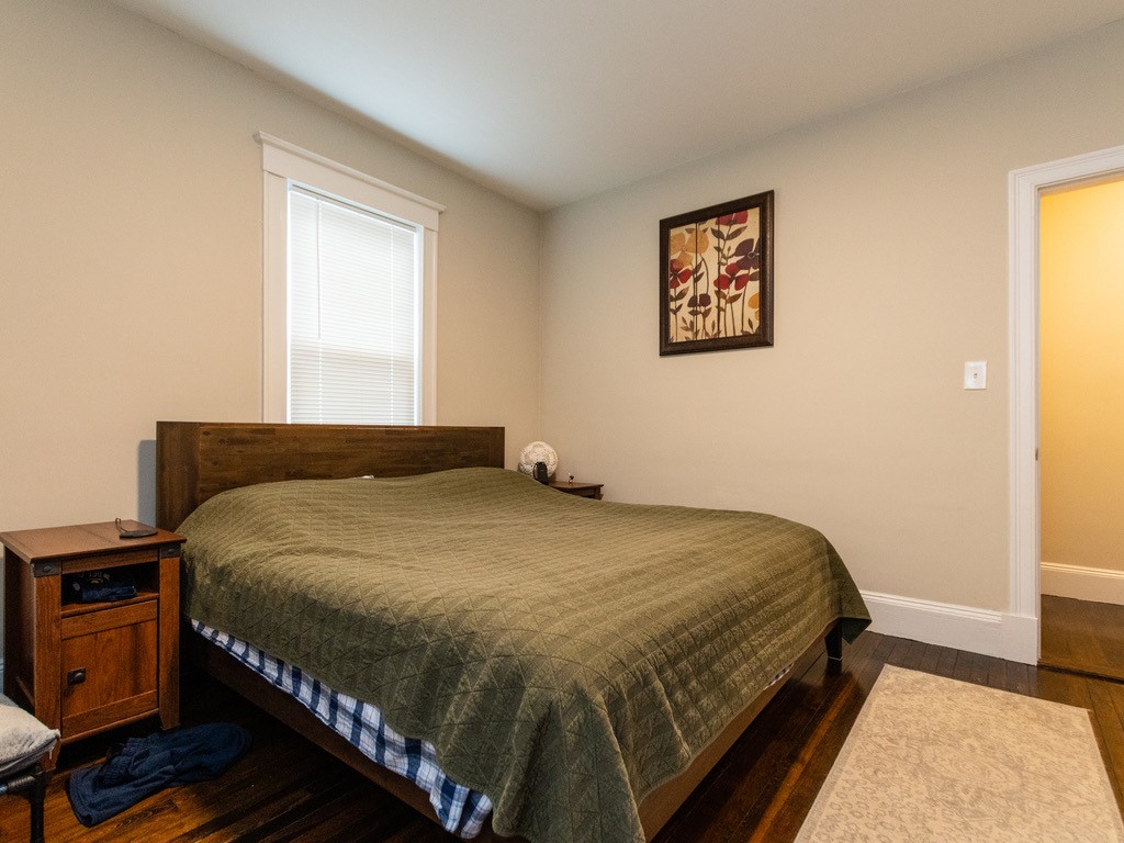 3 bed, 1 bath apartment for rent at 80 Lexington St Unit 1, Watertown — photo 13 of 22