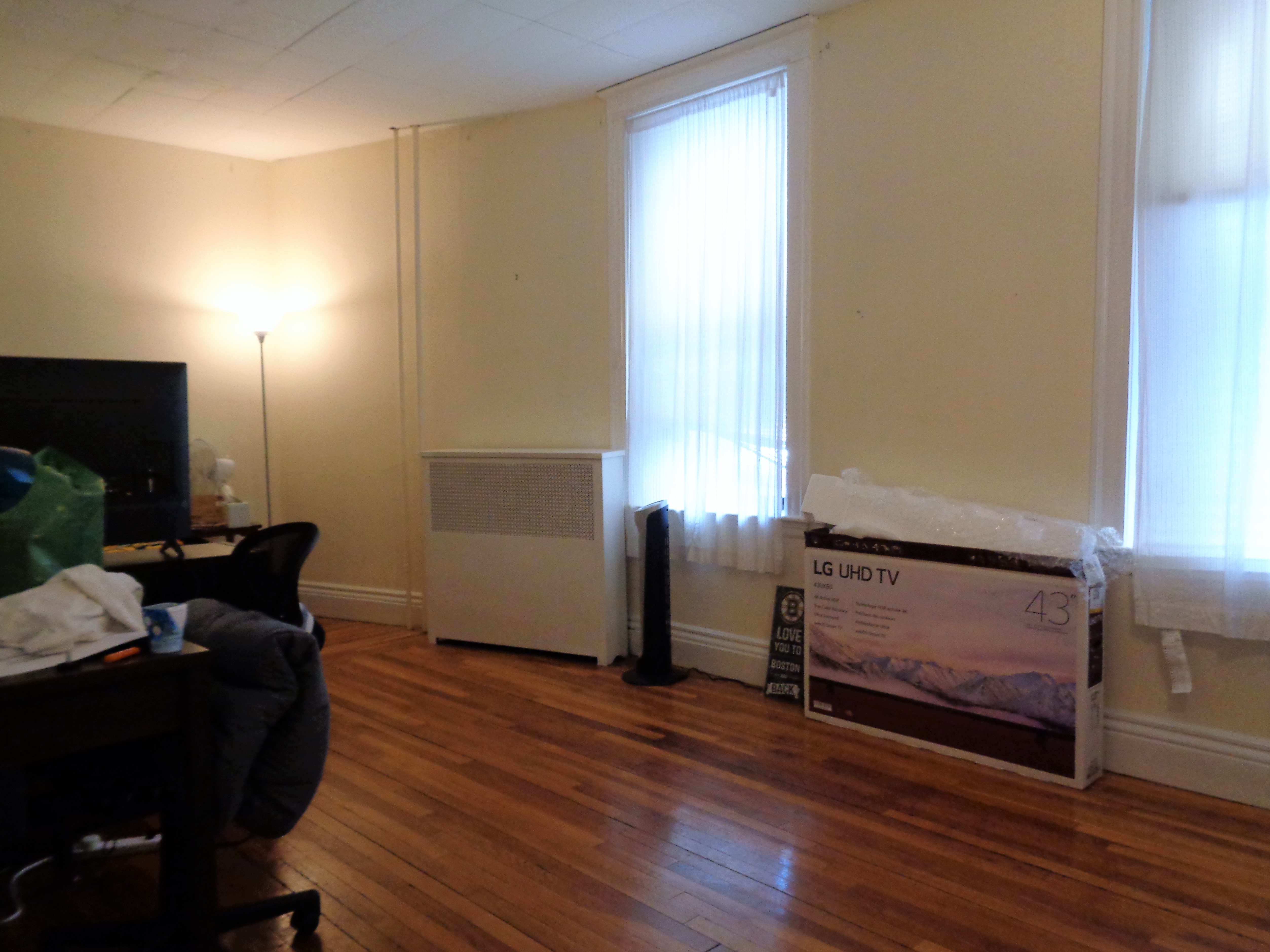 40 Carlton St, Longwood