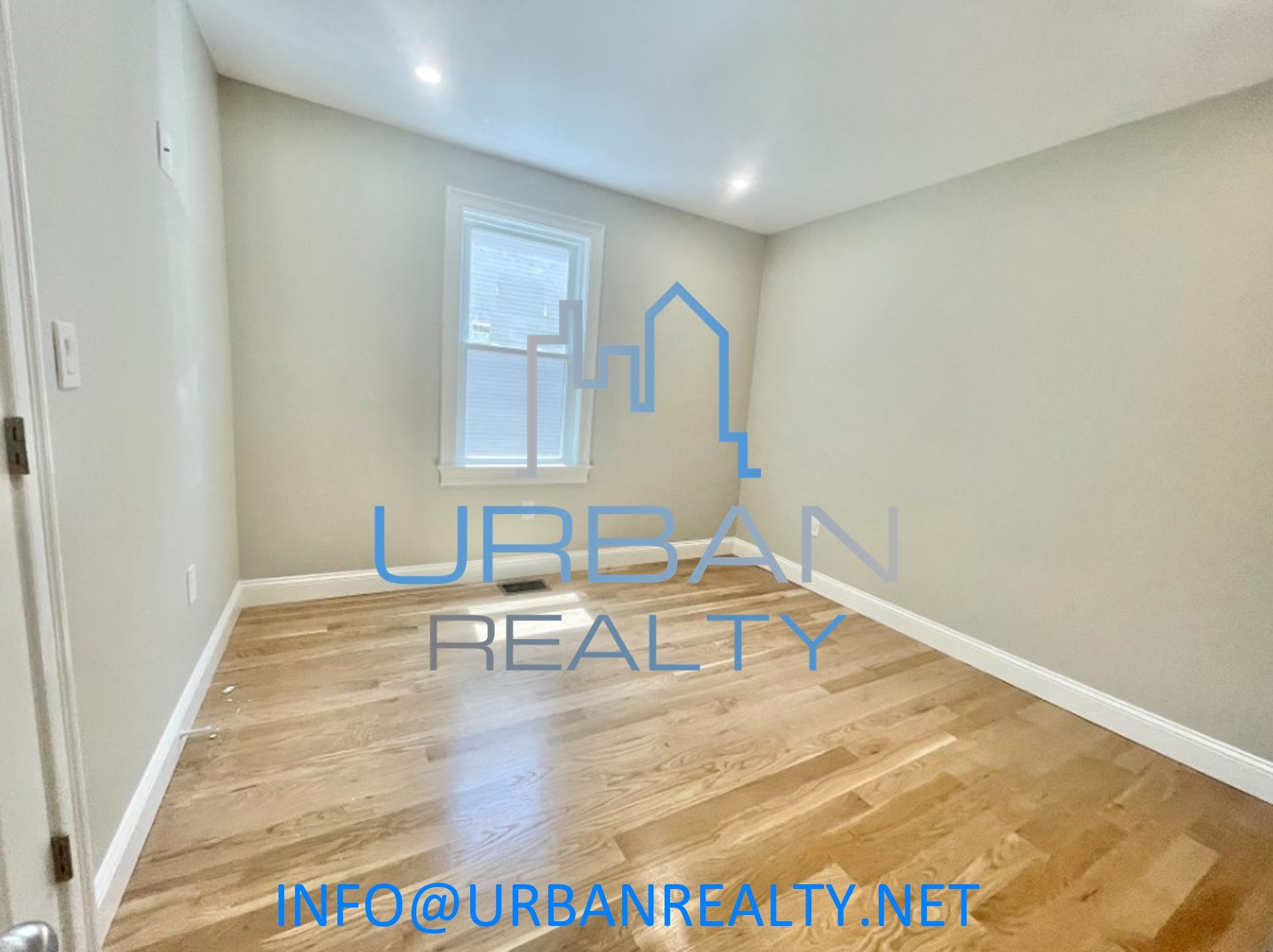2 bed, 1 bath apartment for rent at 343 Market St Unit 343, Oak Square — photo 4 of 4