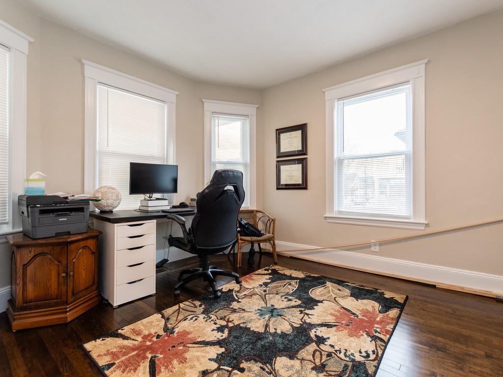 3 bed, 1 bath apartment for rent at 80 Lexington St Unit 1, Watertown — photo 16 of 22