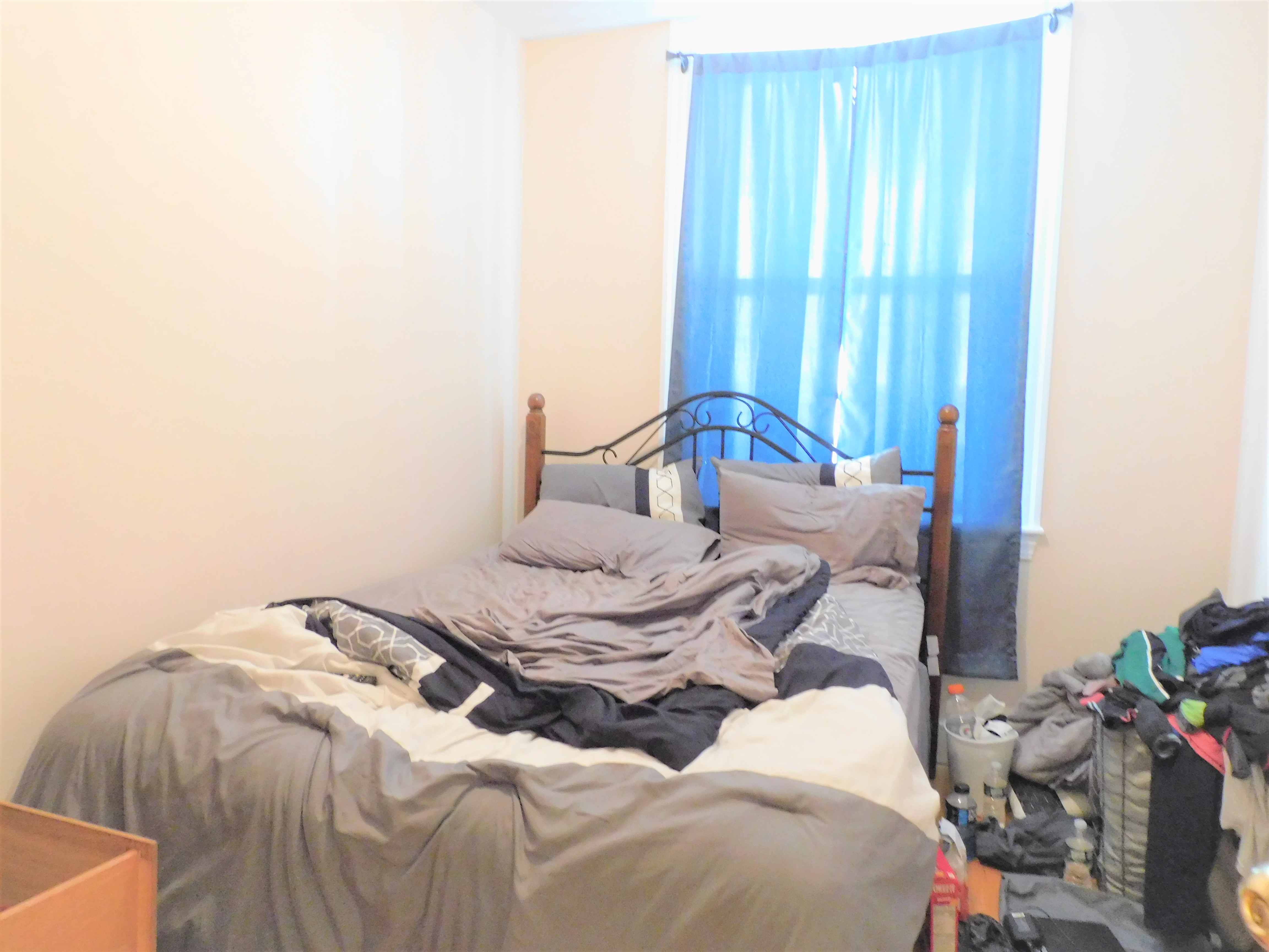 4 bed, 1 bath apartment for rent at 397 W Broadway Unit 1, South Boston — photo 10 of 13