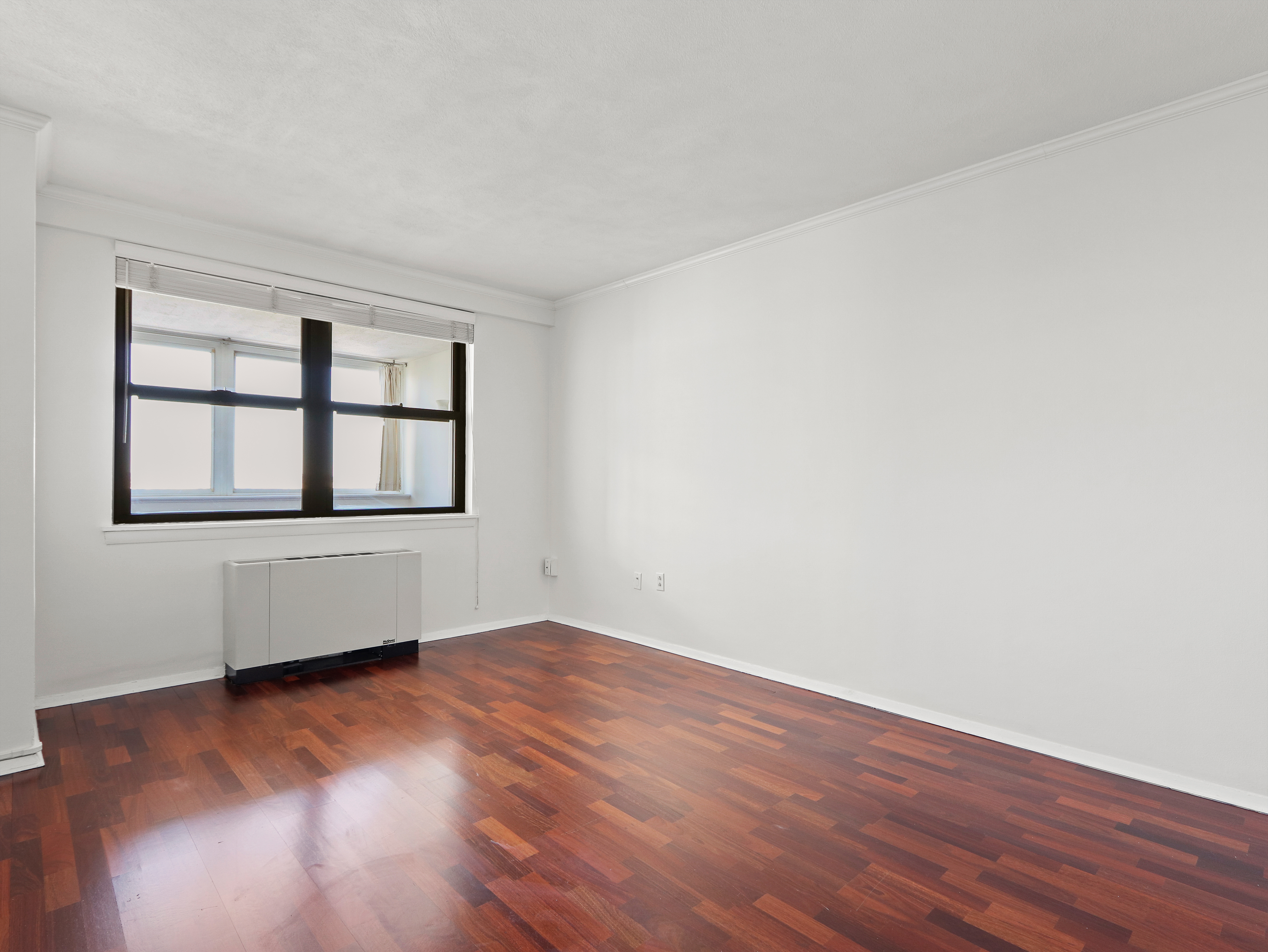 1 bed, 1 bath apartment for rent at 8 Whittier Pl Unit 14J, West End — photo 15 of 32