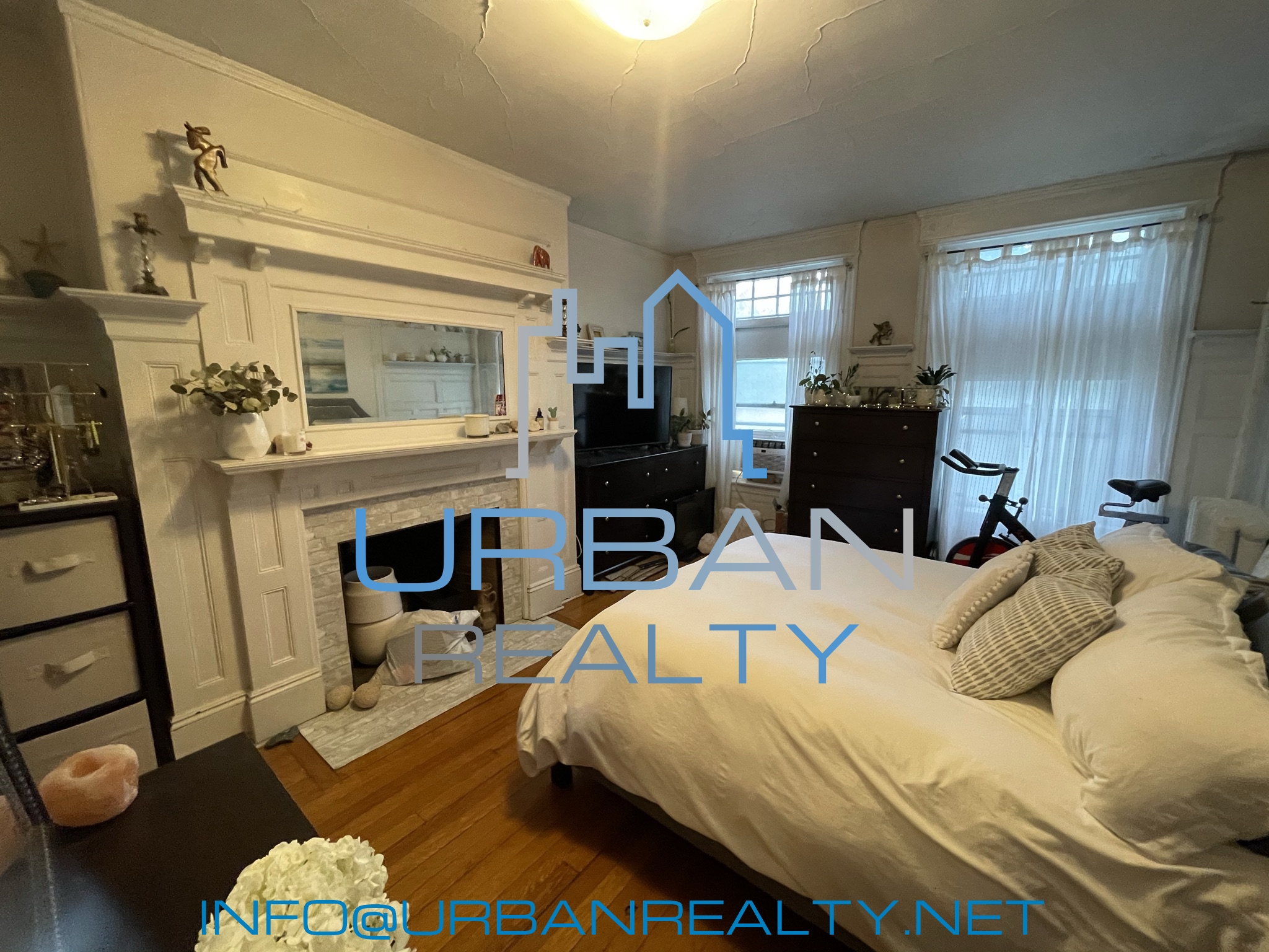 3 bed, 2 bath apartment for rent at 1821 Beacon St Unit 1, Washington Square — photo 10 of 17