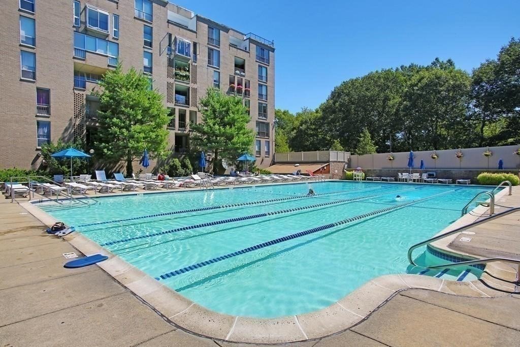 Studio bed, 1 bath apartment for rent at 44 Washington St Unit 412, Brookline Village — photo 13 of 14