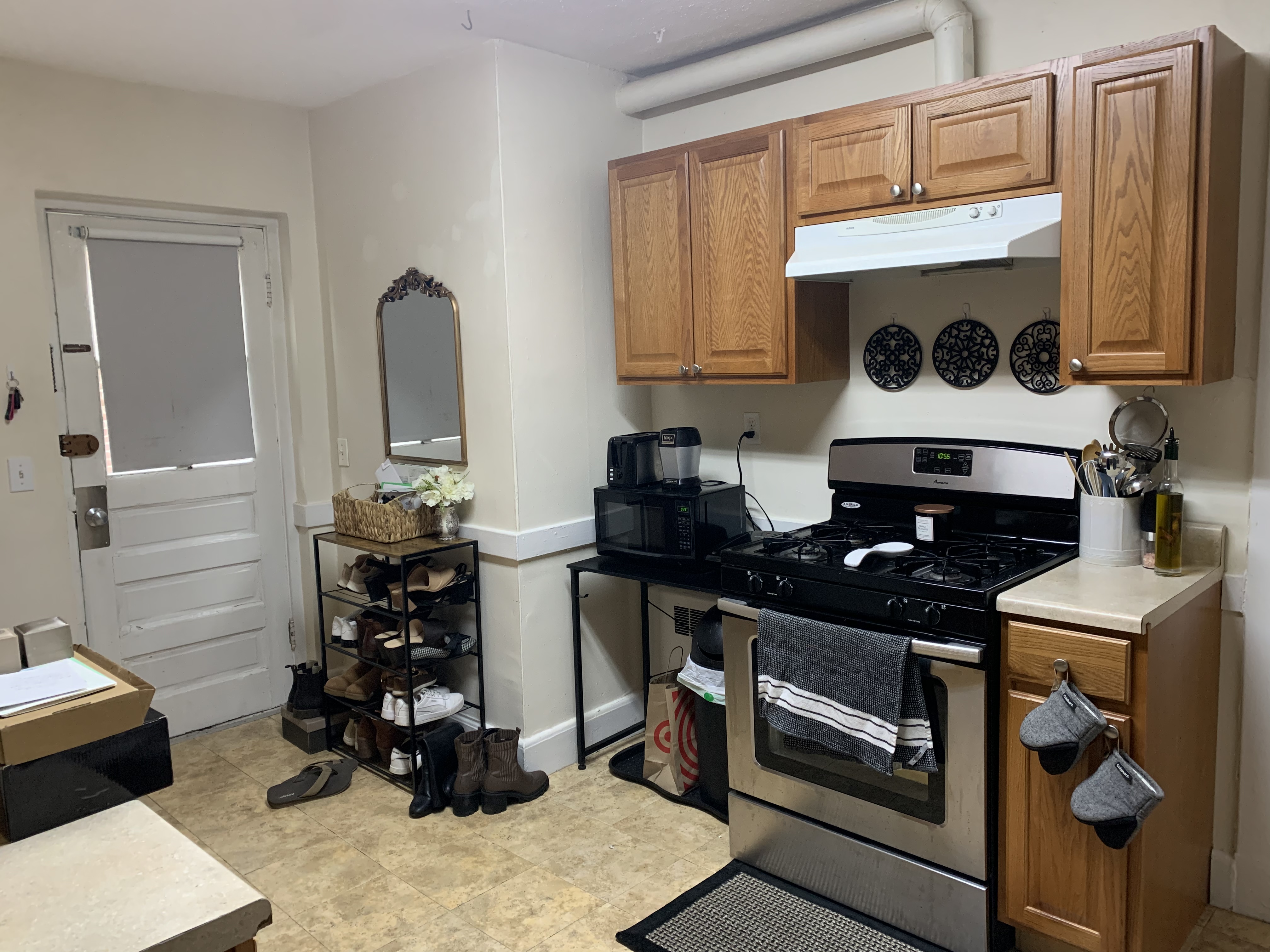 1 bed, 1 bath apartment for rent at 20 Brock St Unit 1-1, Brighton — photo 9 of 11