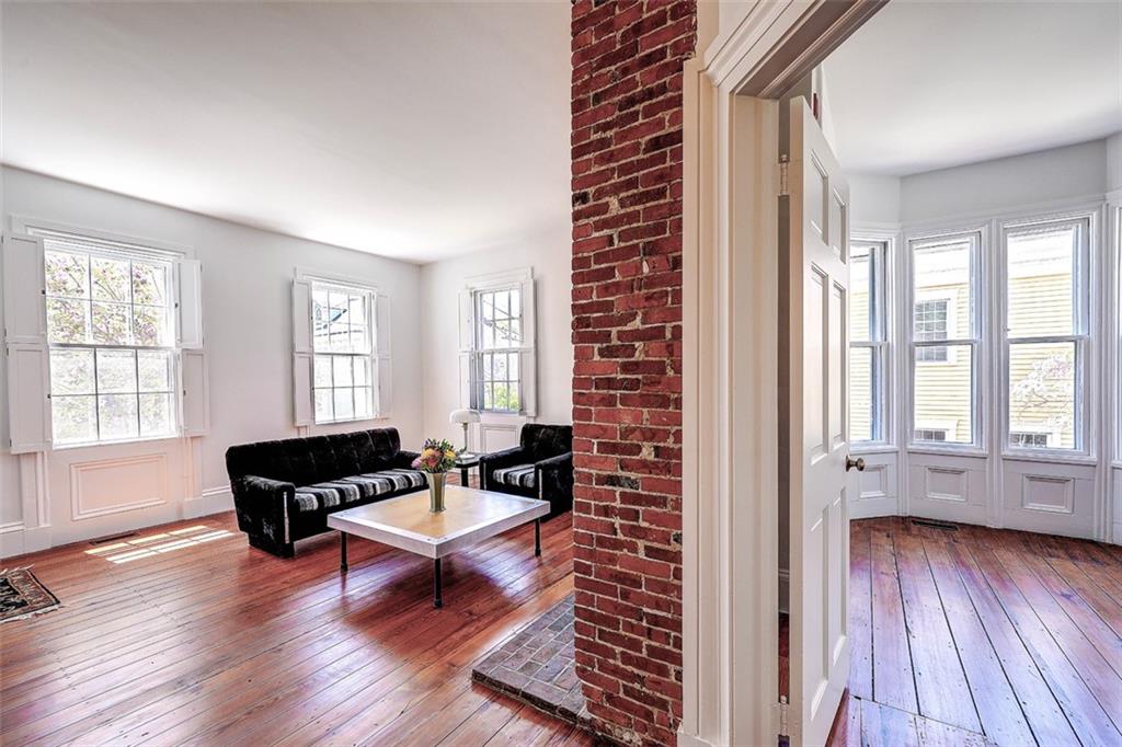 1 bed, 1 bath apartment for rent at 22 Halsey St Unit 2, College Hill — photo 4 of 18