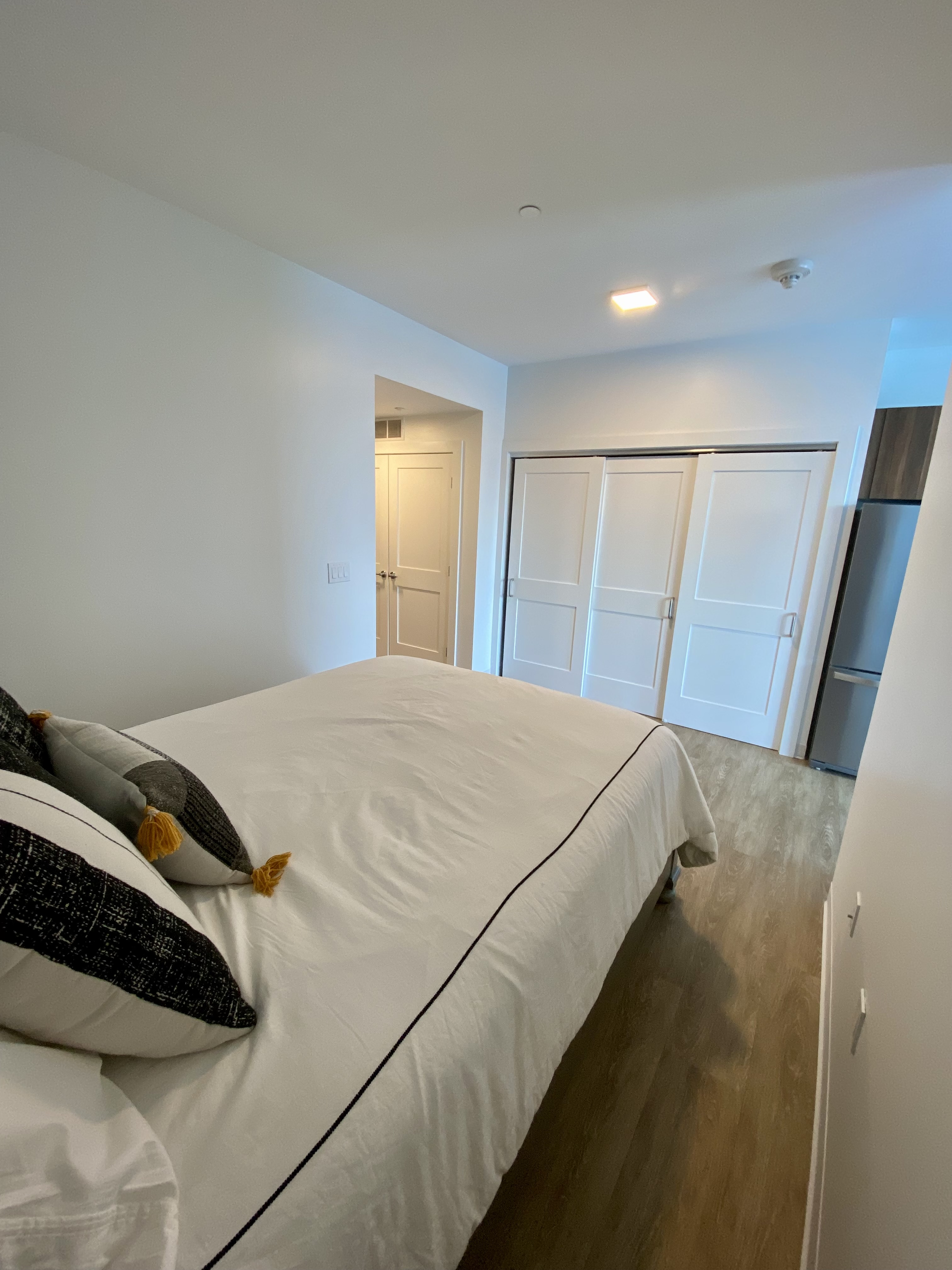 Studio bed, 1 bath apartment for rent at 530 Western Ave Unit 515, Brighton — photo 7 of 20