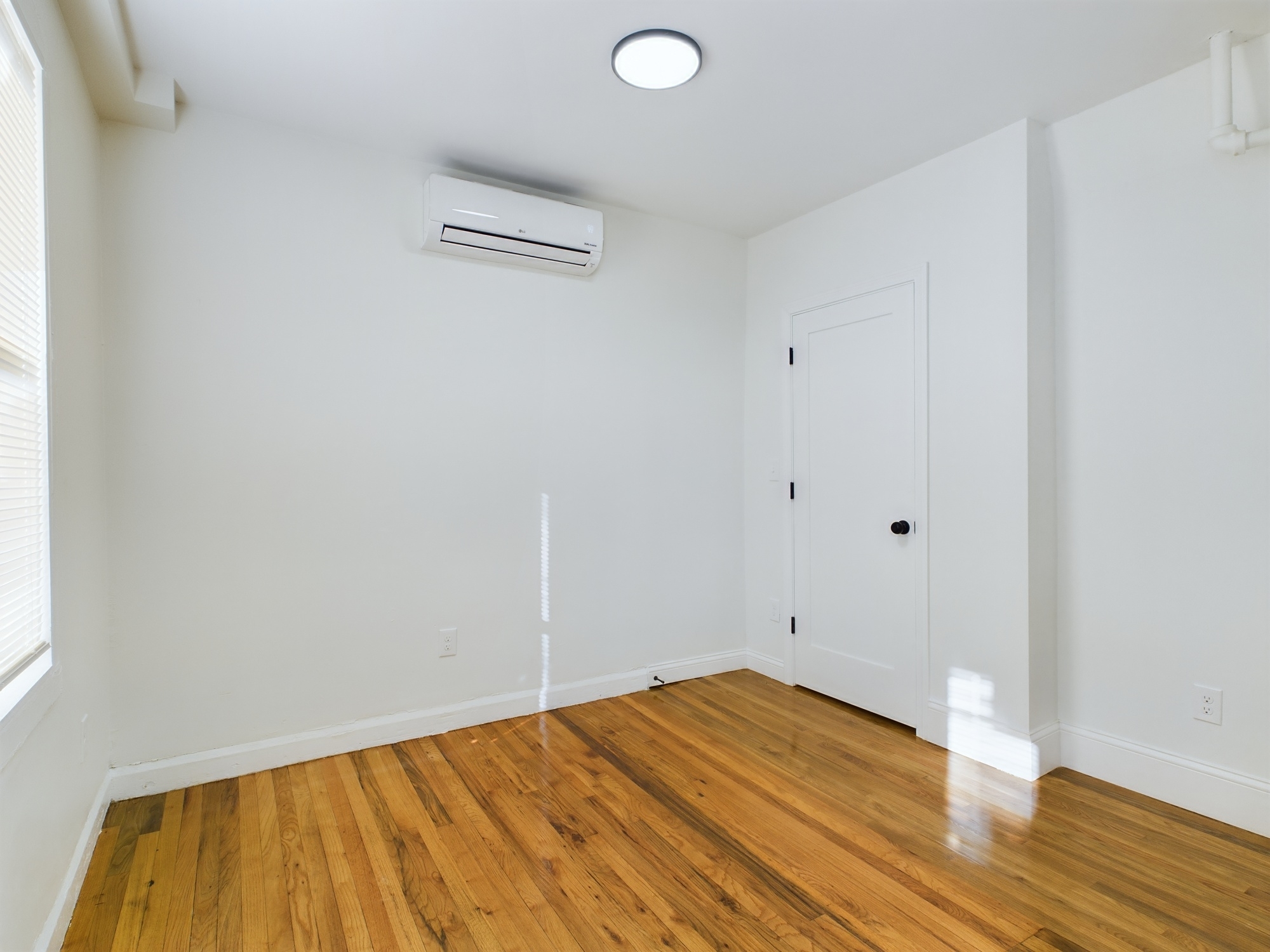 2 bed, 1.5 bath apartment for rent at 35 South St Unit 1, Foxborough — photo 9 of 12